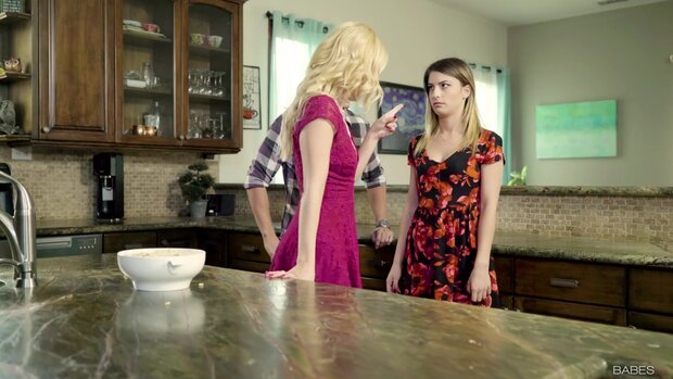 BABES - Sharing With Stepmom 7 - DVD