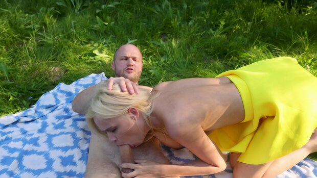 Sweethearts - My Boyfriend Loves A Good Picnic - DVD