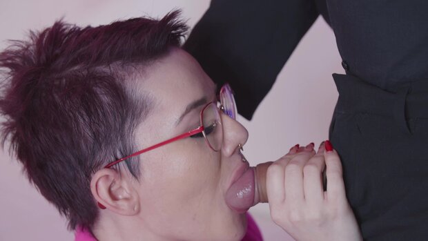 Hollandse Sletjes Spelen Geile Sexspelletjes - DVD - Nederlandse Porno