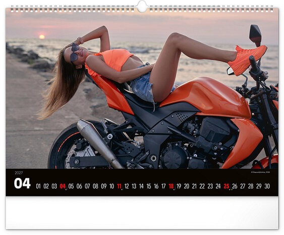 Sexy Wandkalender Girls and Bikes 2027